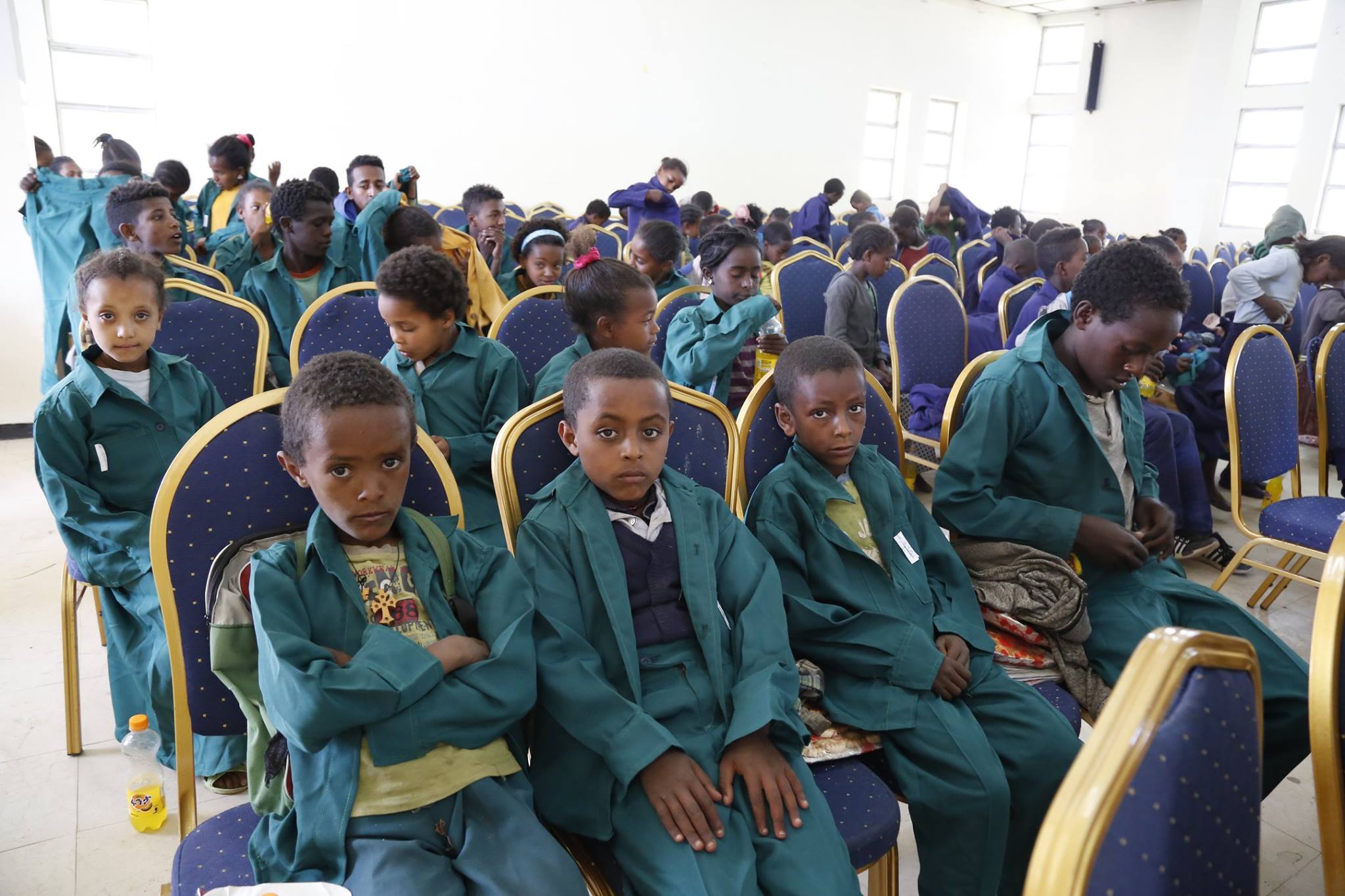 የሰላሌ ዩኒቨርሲቲ መምህራን ዩኒፎርም አበረከቱ