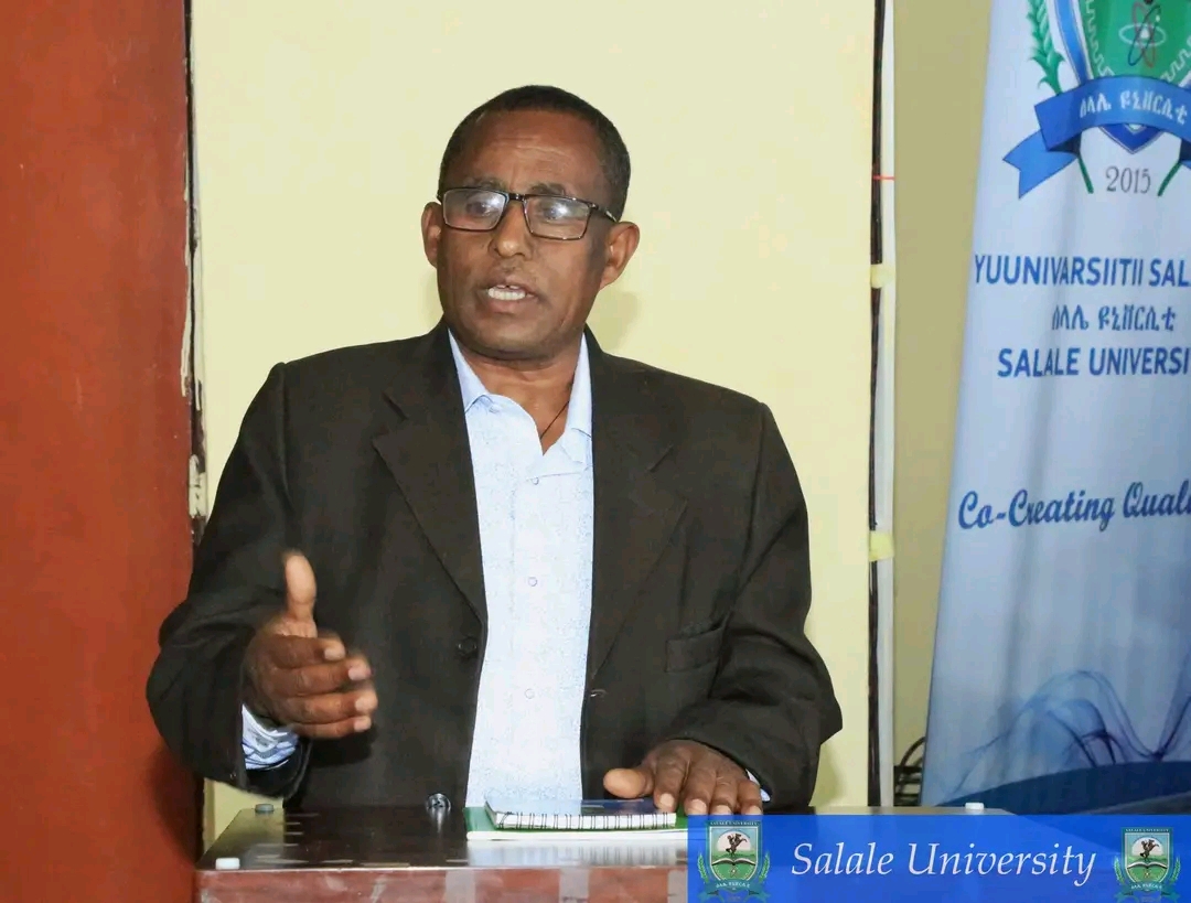 Waldaan Liqii fi Qusannaa Hojjettoota Yuunivarsiitii Salaalee Yaa’ii Waliigalaa Gaggeesse.
****//**