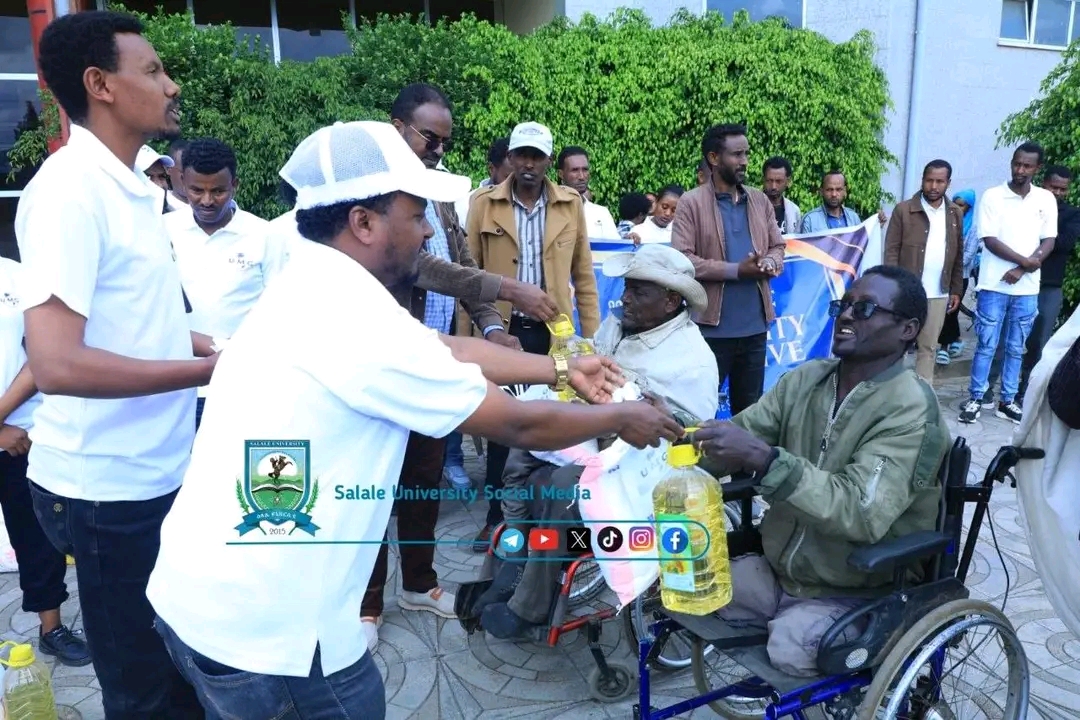 Gumiin Gocha Gaarii Mana Barumsaa  Addaa Yuunivarsiitii Salaalee Harka Qalleeyyiif Deeggarsa Taasise.